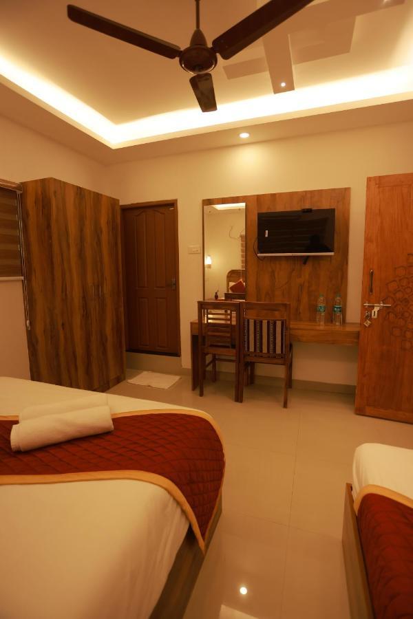 Malavikas Black Beach Resort วาร์คาลา ภายนอก รูปภาพ